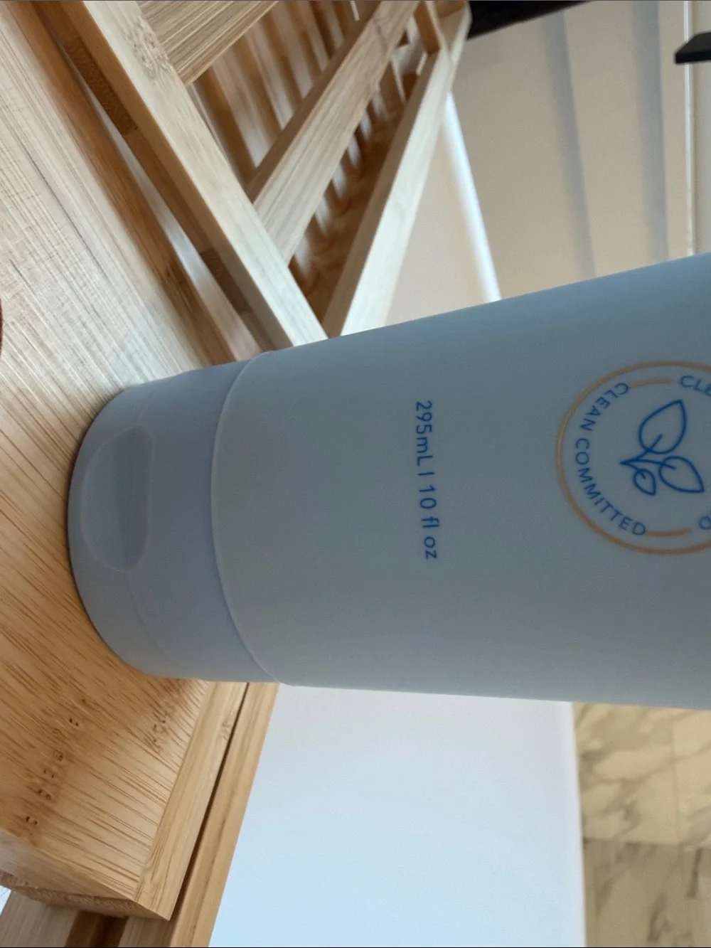 Nakery Beauty Eczema Relief Soothing Wash - Light Blue & Blue